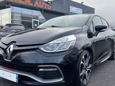 Occasion Renault Clio IV Trophy 220 ch (161 kW) 2015 Citadine