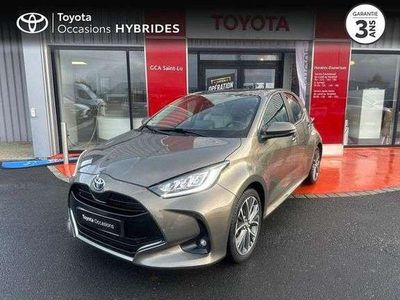 Bronze imperial Occasion 2023 Toyota Yaris Hybrid Berline | 21 990 € (Prix assez cher)