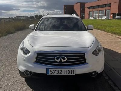 Infiniti QX70