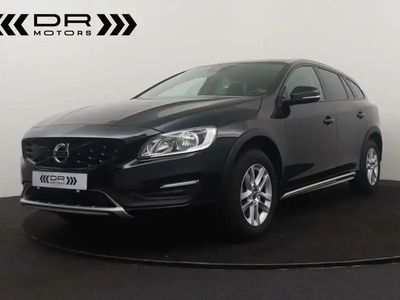 occasion Volvo V60 CC D3 - LEDER - NAVI - TREKHAAK