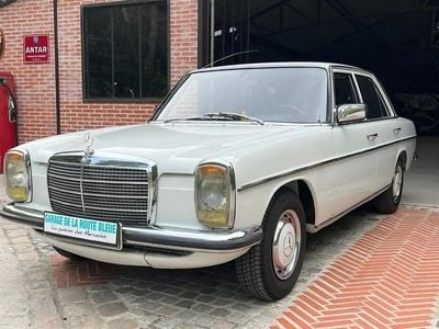 Occasion 1974 Mercedes W115 Berline | 20 000 €