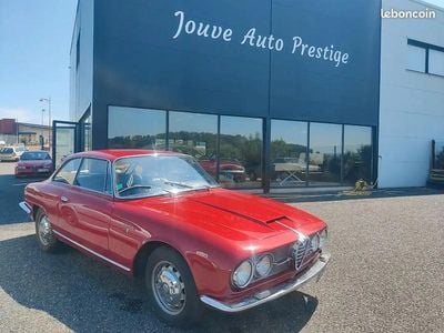 Rouge Occasion 1963 Alfa Romeo 2600 Sprint Coupé | 42 000 €