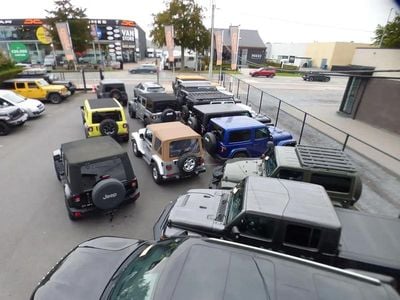 Gris Occasion 2020 Jeep Wrangler Overland SUV | 53 750 € (Bon prix)