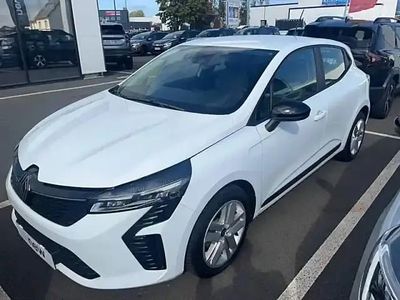 Blanc Occasion 2025 Renault Clio V Evolution Citadine | 17 950 € (Prix juste)