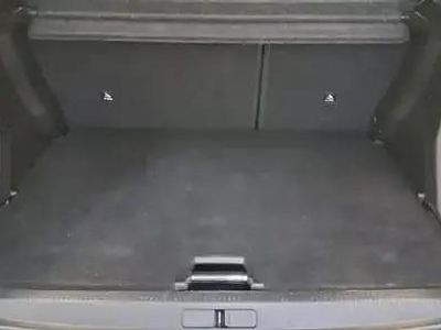 Blanc Occasion 2022 Peugeot 2008 GT SUV | 18 299 € (Prix juste)