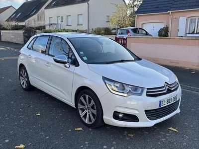 Blanc Occasion 2016 Citroën C4 Feel Berline | 5 700 € (Prix juste)