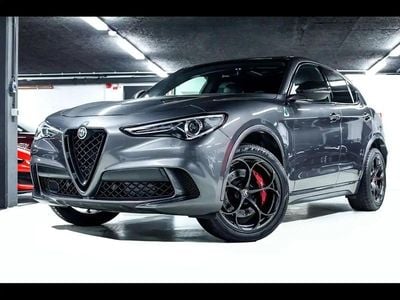 Gris Occasion 2020 Alfa Romeo Stelvio Quadrifoglio SUV | 54 999 € (Prix juste)