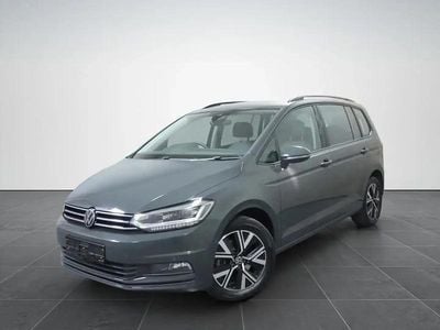 Gris Occasion 2023 VW Touran Comfortline Monospace | 31 600 € (Bon prix)