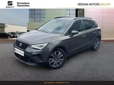 Gris Occasion 2024 Seat Arona Copa SUV | 20 990 € (Prix assez cher)