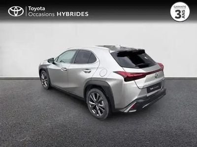 Gris iridium métallisé Occasion 2024 Lexus UX 300h Sport Design Packet SUV | 32 990 € (Bon prix)