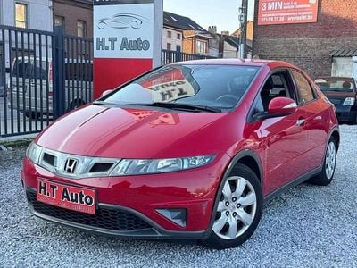 Gris Occasion 2011 Honda Civic Berline | 2 999 €