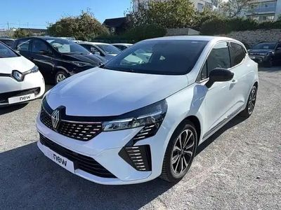 Glacier Occasion 2025 Renault Clio V Techno Berline | 18 790 € (Prix assez cher)