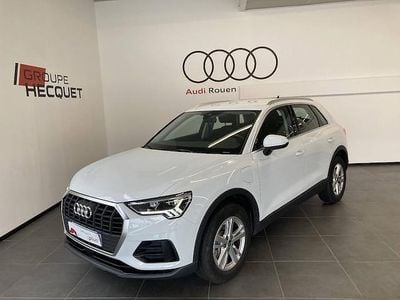 Blanc glacier métallisé Occasion 2023 Audi Q3 Business SUV | 35 990 € (Bon prix)