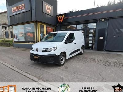 Blanc Occasion 2024 Peugeot Partner Monospace | 19 989 € (Prix juste)