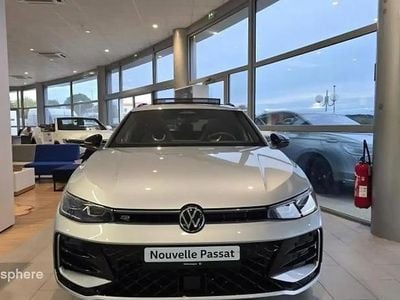 Nouvelle VW Passat R-line 152 ch (111 kW) 2025 Break