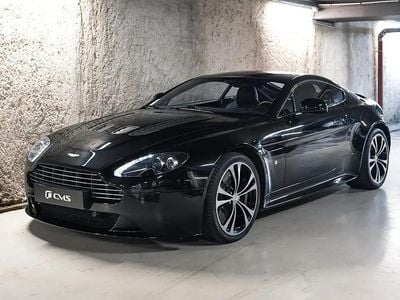Noir Occasion 2010 Aston Martin V12 Vantage Coupé | 109 900 €