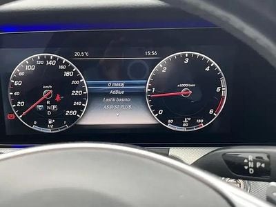 Mercedes E220