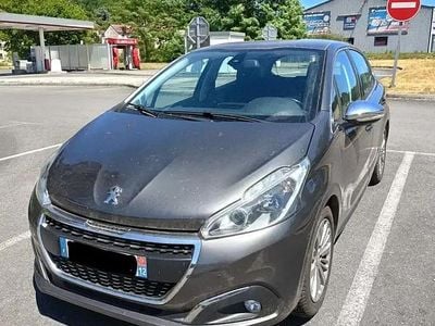 Occasion 2019 Peugeot 208 Allure Citadine | 6 999 € (Super prix)