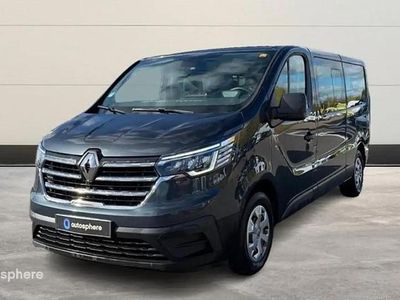 Gris Occasion 2022 Renault Trafic Zen Monospace | 25 999 € (Prix juste)