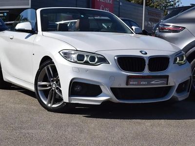 Blanc Occasion 2017 BMW 220 M Sport Cabriolet | 17 900 € (Prix assez cher)