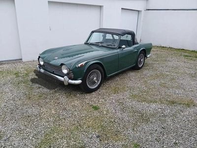 Occasion Triumph TR4 105 ch (77 kW) 1965 Vert Cabriolet