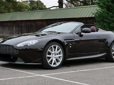 Brun Occasion 2012 Aston Martin V8 Vantage Cabriolet | 73 900 €