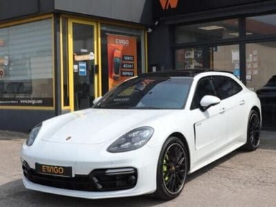 Porsche Panamera 4