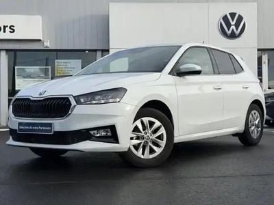 Occasion Skoda Fabia Selection 2024 Blanc lune métallisé Berline
