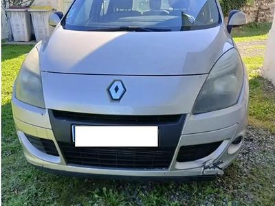 Occasion 2009 Renault Scénic III Dynamique Monospace | 1 500 € (Prix cher)