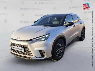 Gris aluminium métallisé/toit noir Occasion 2024 Lexus LBX SUV | 32 999 € (Prix juste)