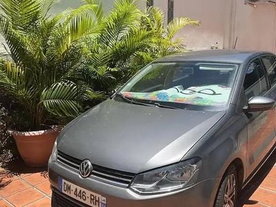 Occasion 2014 VW Polo Business Berline | 10 000 € (Prix assez cher)