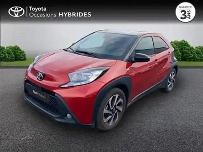 Biton rouge piment premium/toit noir Occasion 2025 Toyota Aygo X Design SUV | 15 990 € (Prix juste)
