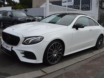 Blanc Occasion 2017 Mercedes E200 AMG Coupé | 32 990 €