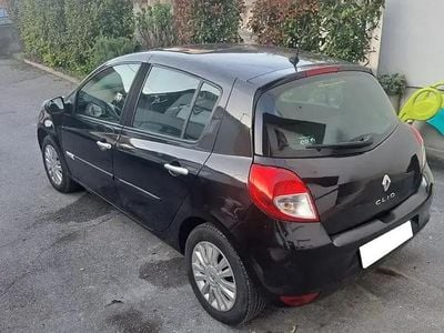 Occasion 2012 Renault Clio IV Berline | 1 410 € (Super prix)