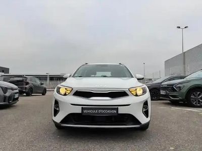 Blanc céleste Occasion 2021 Kia Stonic Active SUV | 13 900 € (Prix juste)