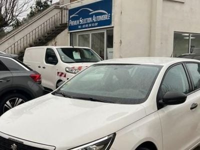 Occasion Peugeot 308 Active 101 ch (74 kW) 2018 Blanc Berline