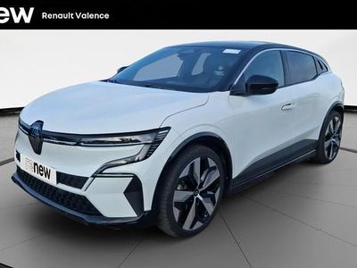 Blanc Occasion 2024 Renault Megane E-Tech Techno Berline | 26 499 € (Prix juste)