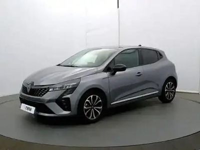 Gris schiste Occasion 2025 Renault Clio V Berline | 18 990 € (Prix assez cher)