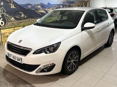 Blanc Occasion 2016 Peugeot 308 Active Berline | 6 490 € (Bon prix)