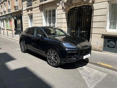 Noir Occasion 2024 Porsche Cayenne Turbo SUV | 182 990 €