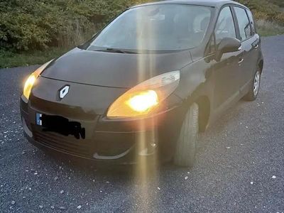 Occasion 2010 Renault Scénic III Expression Monospace | 2 000 €