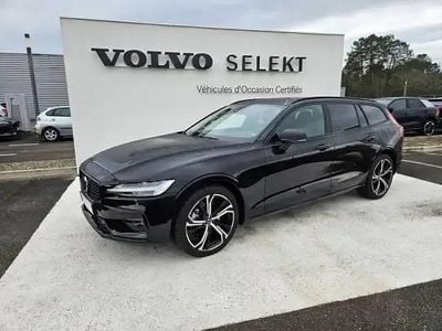 Noir Occasion 2024 Volvo V60 Ultra Break | 45 000 € (Prix juste)