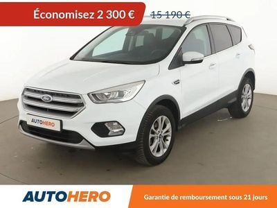 Blanc Occasion 2017 Ford Kuga Titanium SUV | 12 890 € (Prix juste)