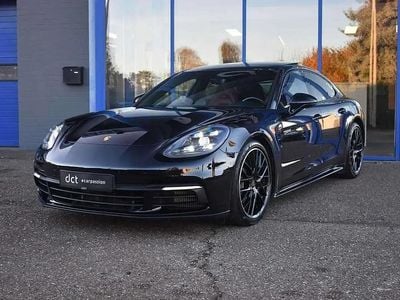 Porsche Panamera 4