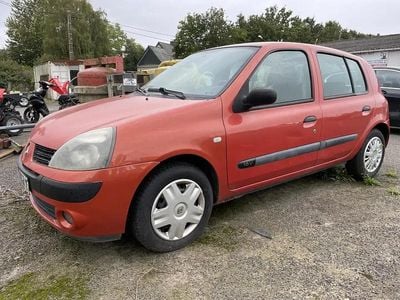 Occasion Renault Clio II 75 ch (55 kW) 2004 Orange Berline