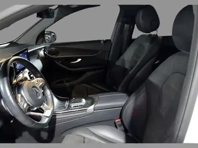 Blanc polaire non métallisé Occasion 2022 Mercedes GLC300e AMG line SUV | 47 900 € (Bon prix)