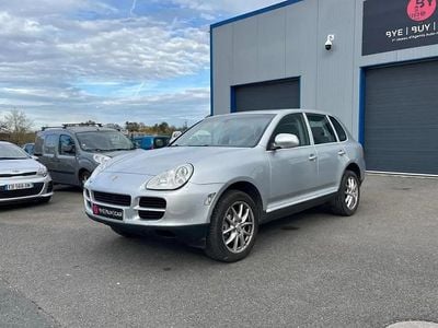 Gris Occasion 2003 Porsche Cayenne SUV | 9 750 € (Prix juste)