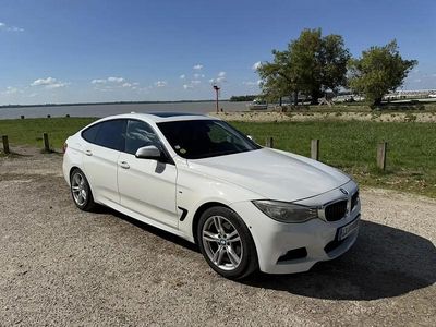 Blanc Occasion 2015 BMW 320 Gran Turismo M Sport Berline | 13 000 €
