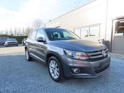 Gris Occasion 2015 VW Tiguan Sportline SUV | 9 750 € (Prix juste)