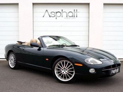 Vert Occasion 2006 Jaguar XK8 Cabriolet | 31 990 €